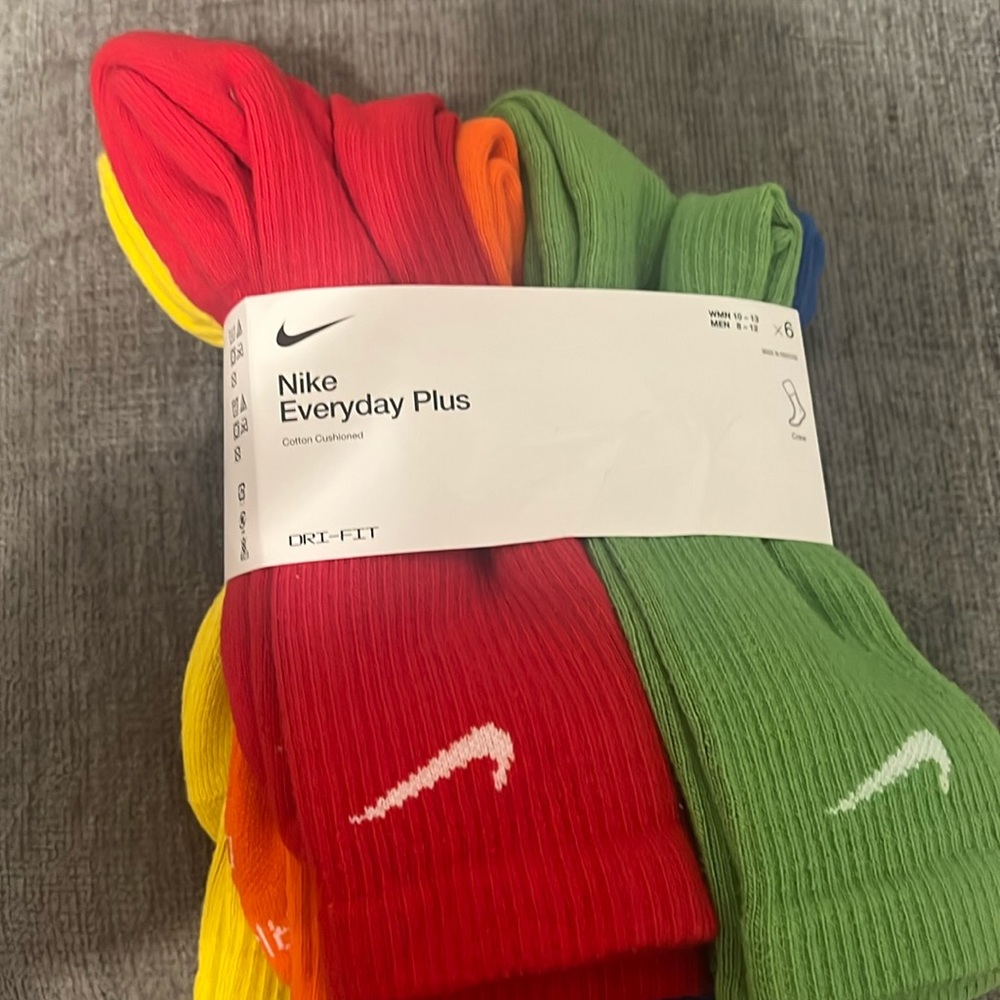 Nike Rainbow socks 6 pair size L